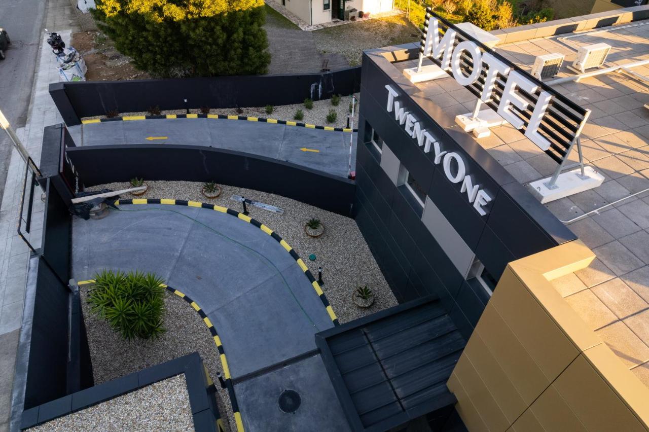 Motel Twentyone ゴンドマール エクステリア 写真